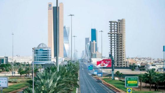 خبراء “رويترز” يتوقعون نمو الاقتصاد السعودي في 2022